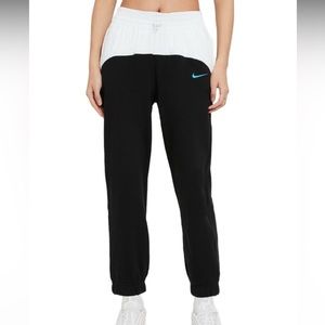 NIKE JOGGER Pants Athletic Wear NWT Black/White Small